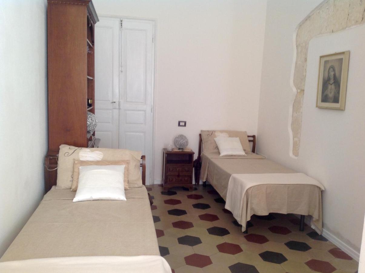 Antica Dimora Hotel Cagliari Exterior photo